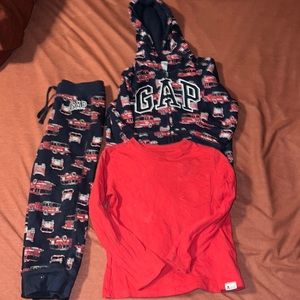 Gap outfit size 4